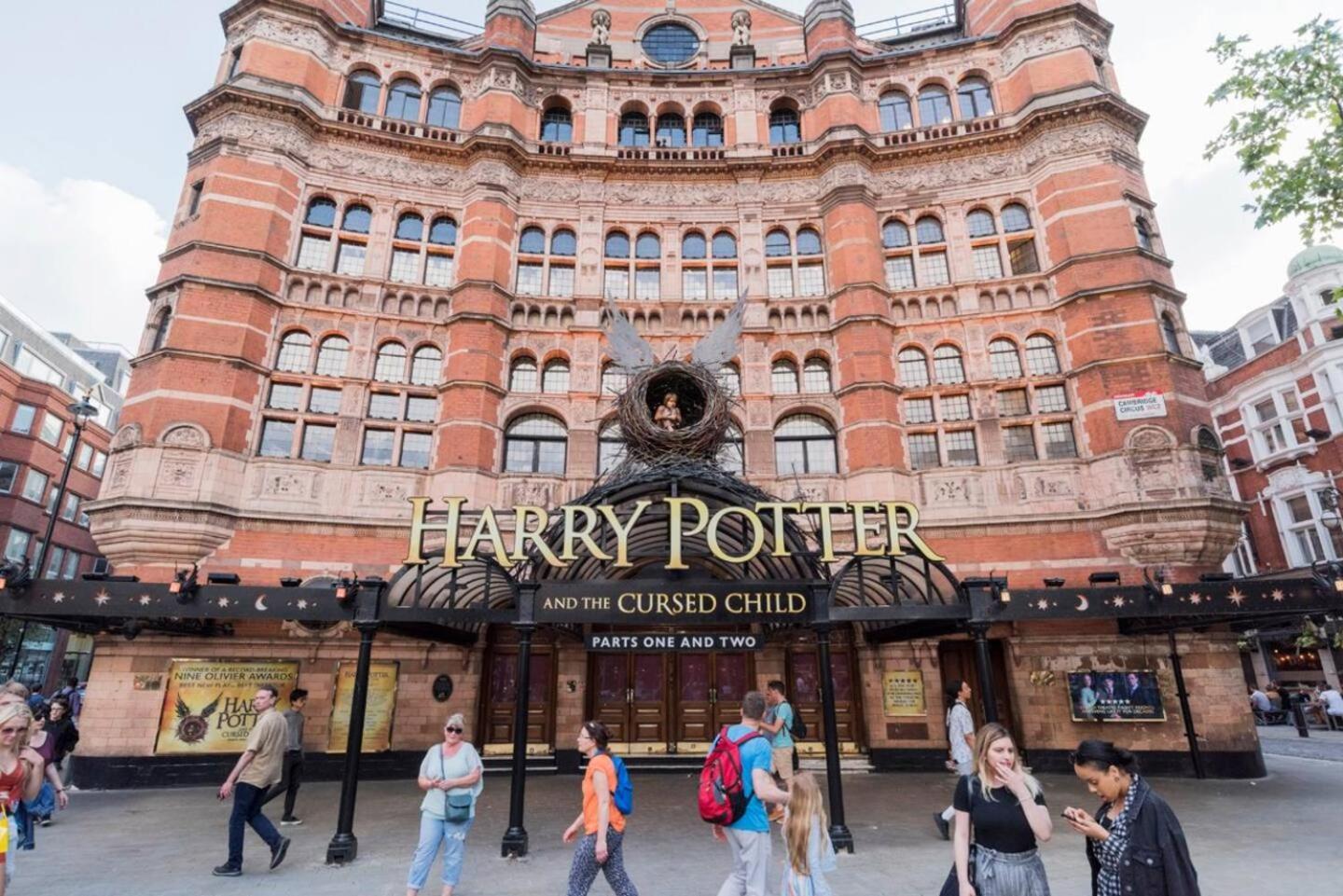 Explore London From The Heart Of Soho Buitenkant foto